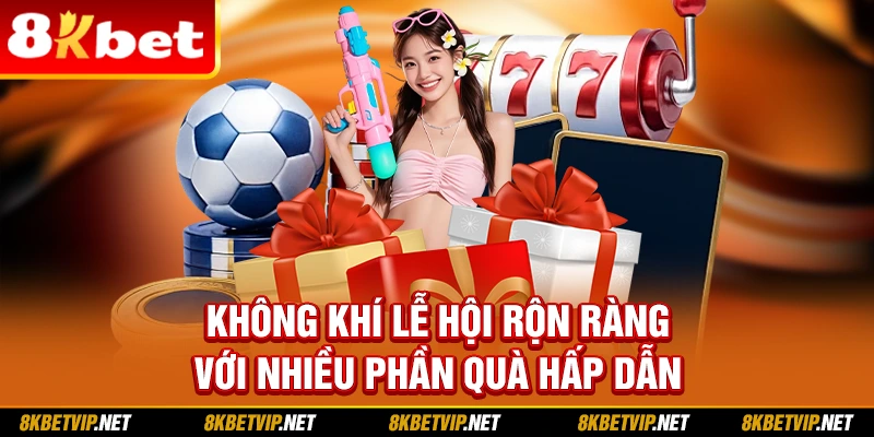 Không khí lễ hội rộn ràng với nhiều phần quà hấp dẫn